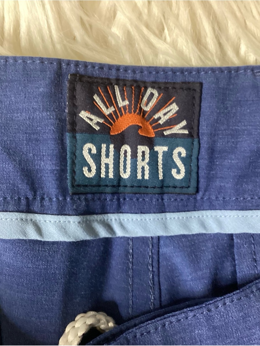 FAHERTY All Day Shorts Blue 33 - Picture 4 of 6